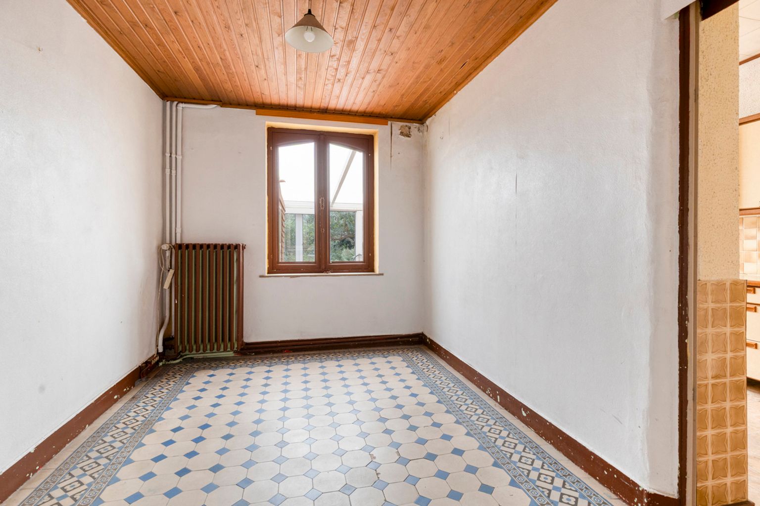 Te renoveren herenhuis met tuin nabij Sint-Guidoplein foto 9