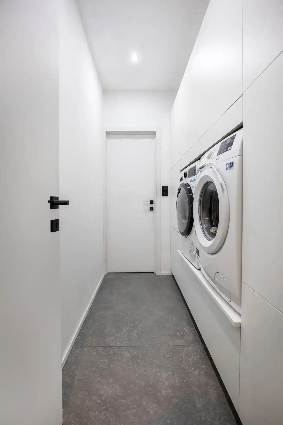 Volledig gerenoveerde woning in het hart van Wijnegem foto 13