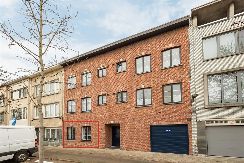 Gelijkvloers appartement met tuin en autostaanplaats foto 19