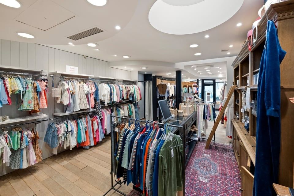 KNAP HANDELSPAND TE HUUR IN HET CENTRUM VAN SINT-TRUIDEN foto 13