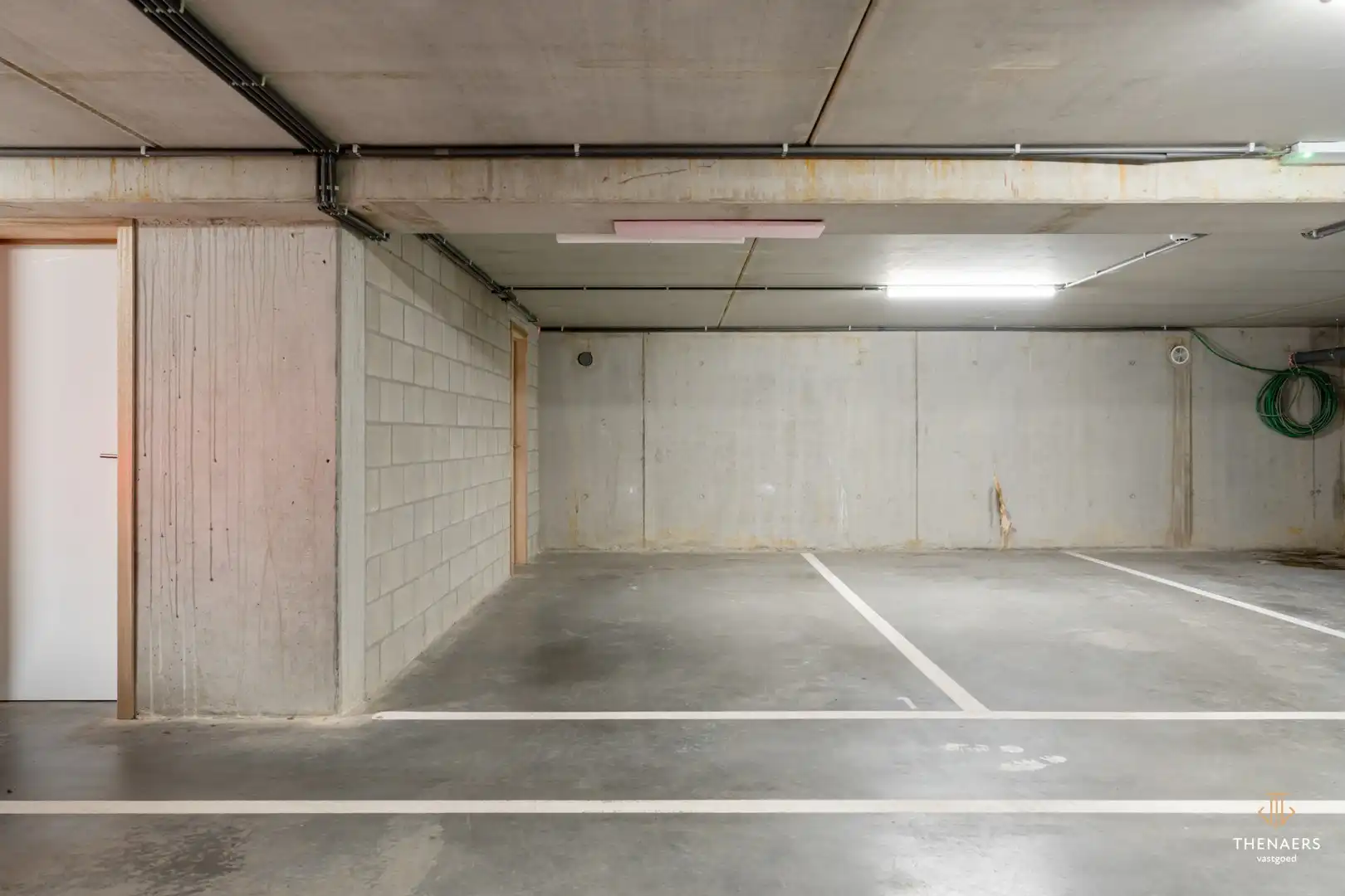 Exclusief penthouse met zonovergoten terrassen in het hart van Sint-Truiden. foto 18