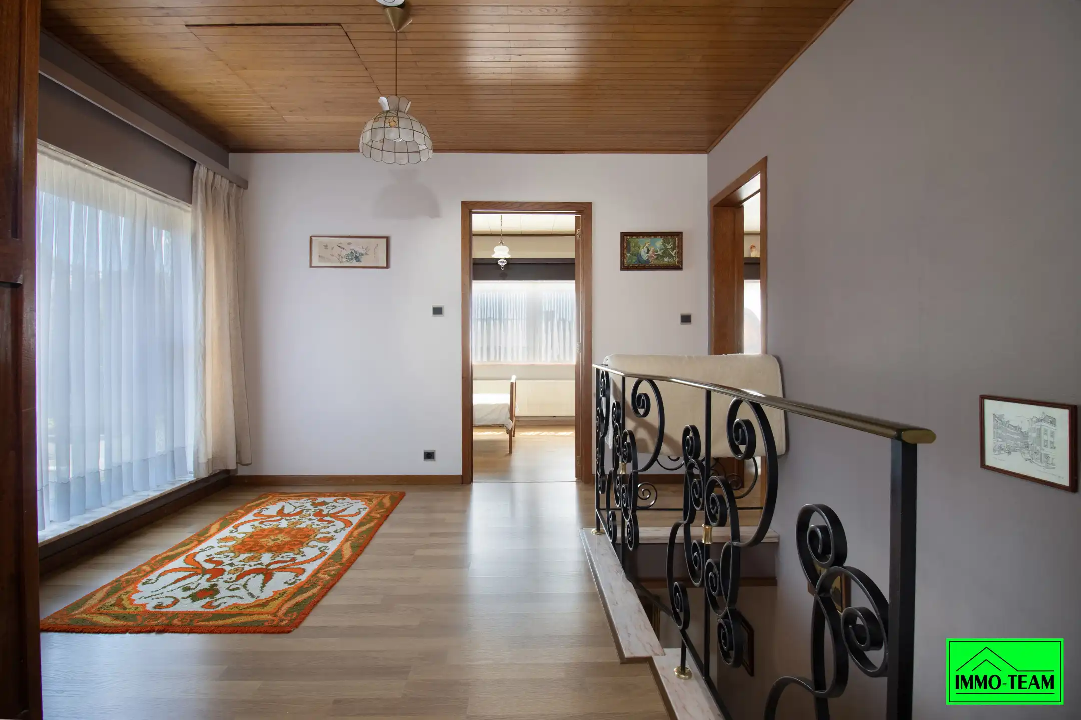 Charmante 3-gevelwoning in rustige woonwijk foto 13