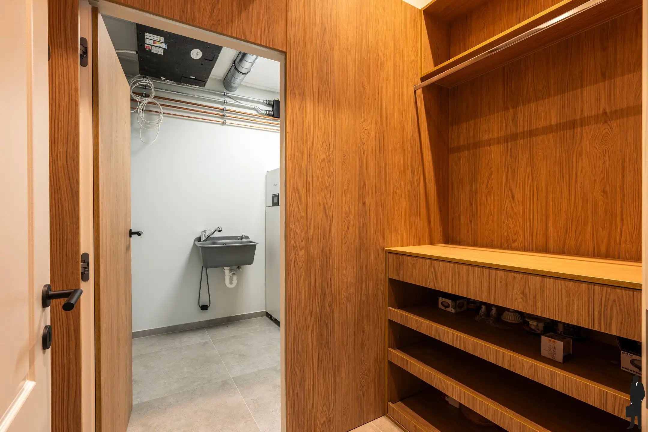 Luxe gerenoveerde woning met 4 slpk, 2 bdk en zonnige tuin foto 28