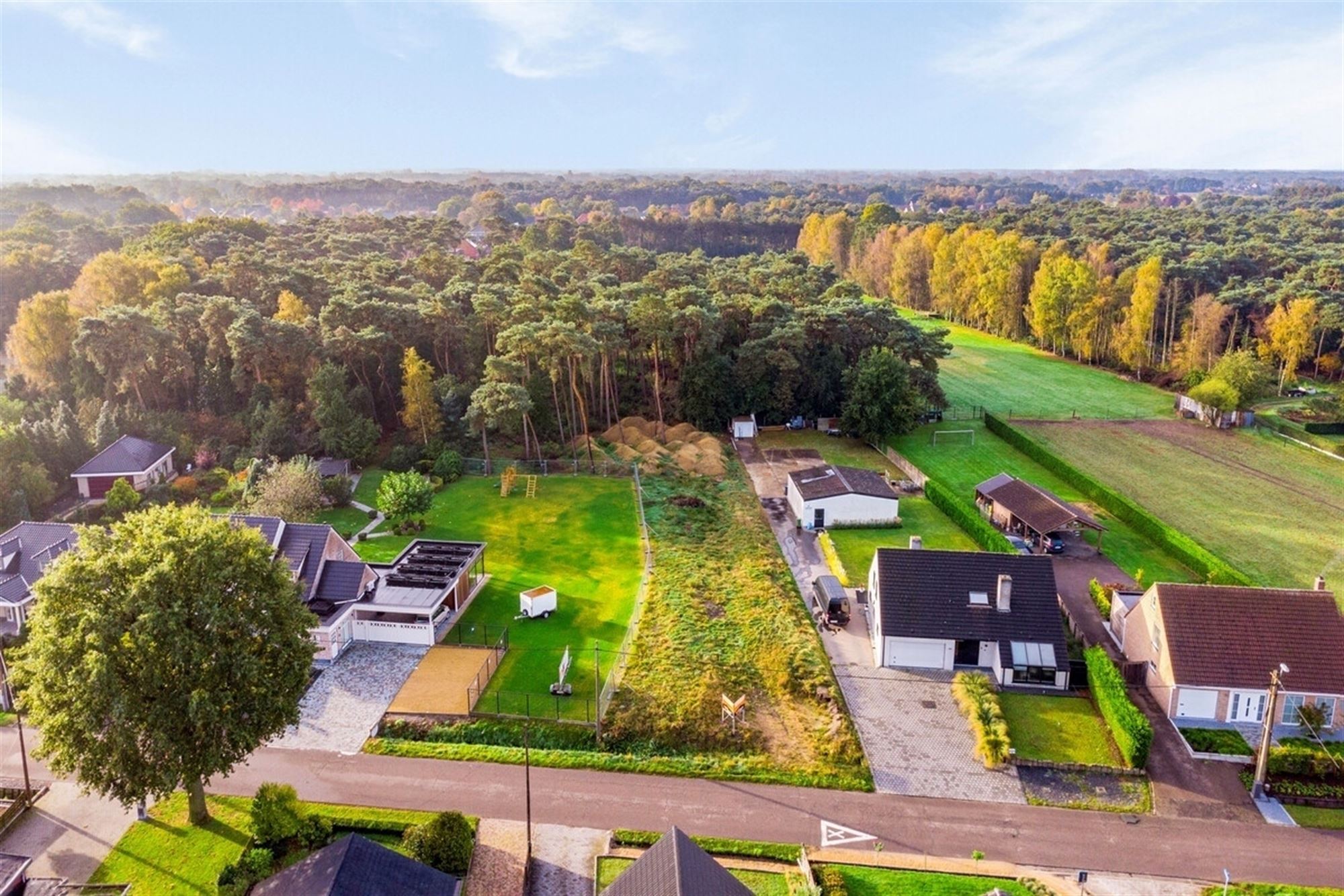 PRACHTIG GELEGEN PERCEEL VAN 2267M² MET PRIVE-BOS AAN KEIHEUVEL foto 9