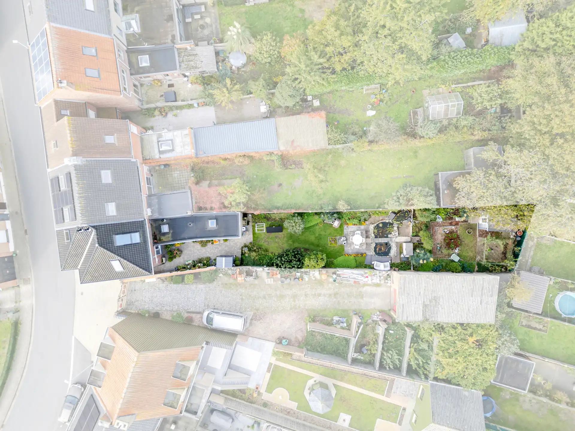 Halfopen bebouwing met 3 slpks en ruime tuin te Assebroek foto 31