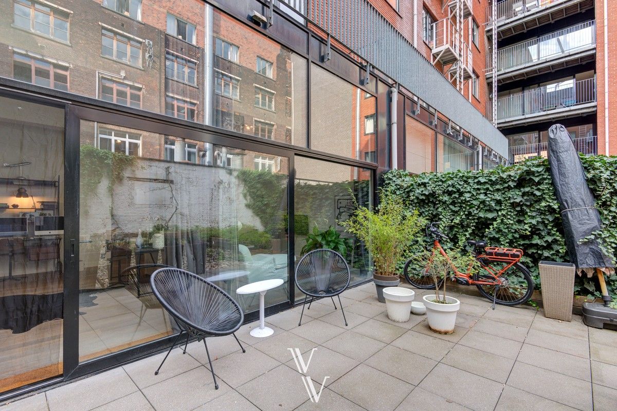 Mooi instapklaar appartement met tuin en parking foto 15