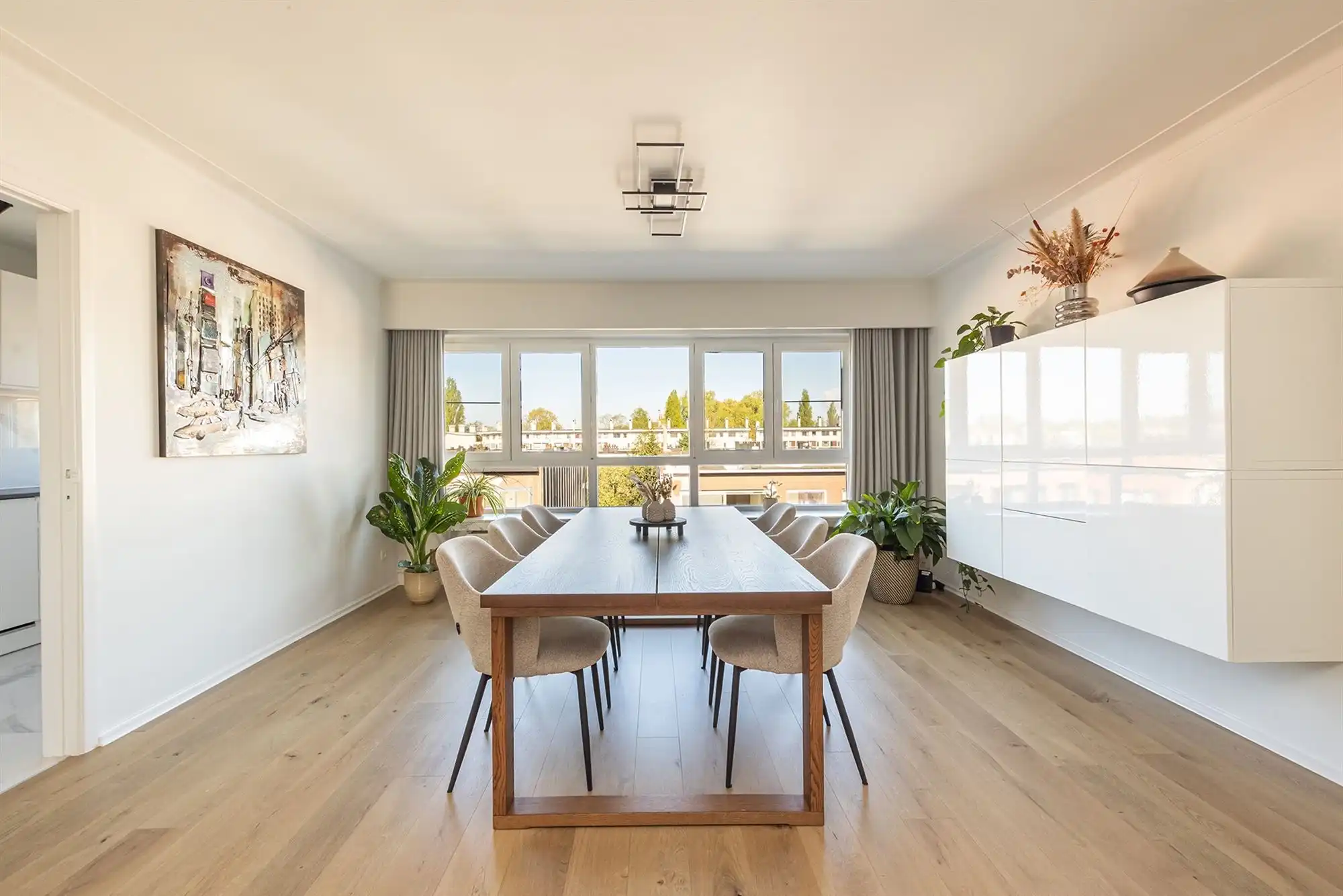 Instapklaar tweeslaapkamer appartement met terras in Deurne-Zuid foto 13