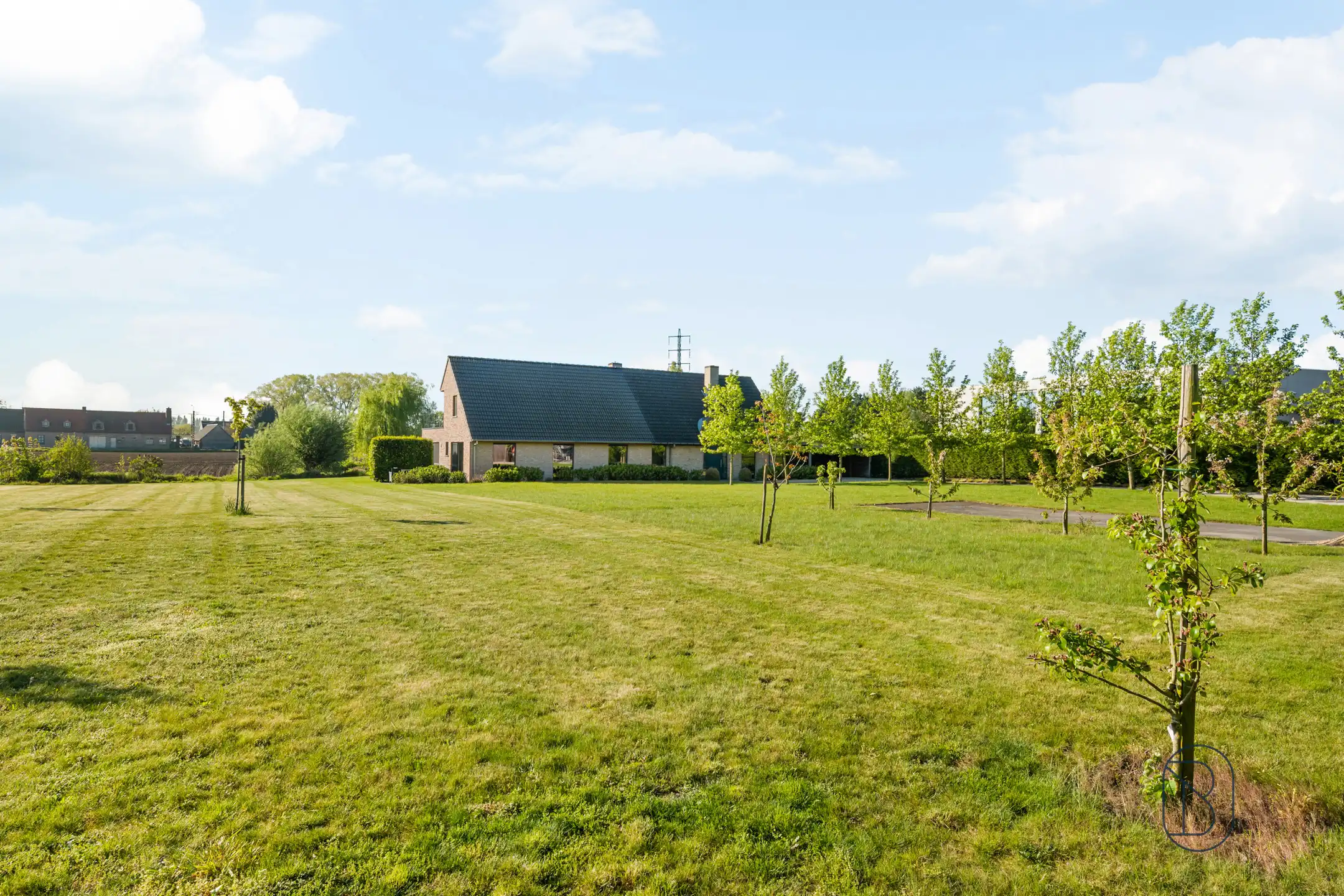 Prachtige eigendom met 2 wooneenheden op 6339m2!  foto 4