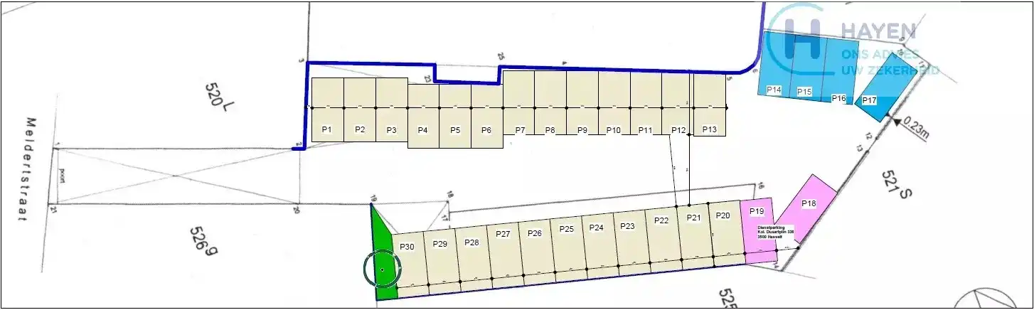 Parkeerplaats in overdekte afgesloten parking foto 7