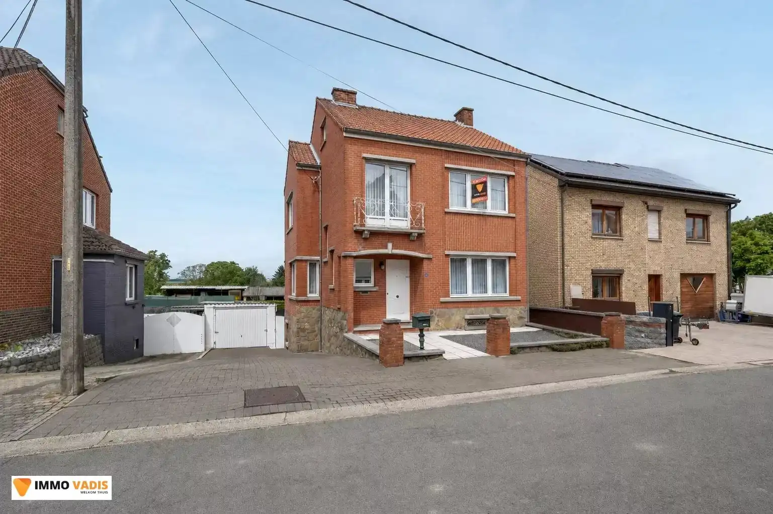 Hoofdfoto van de publicatie: Charmante woning met 2 slaapkamers, garage én magazijn