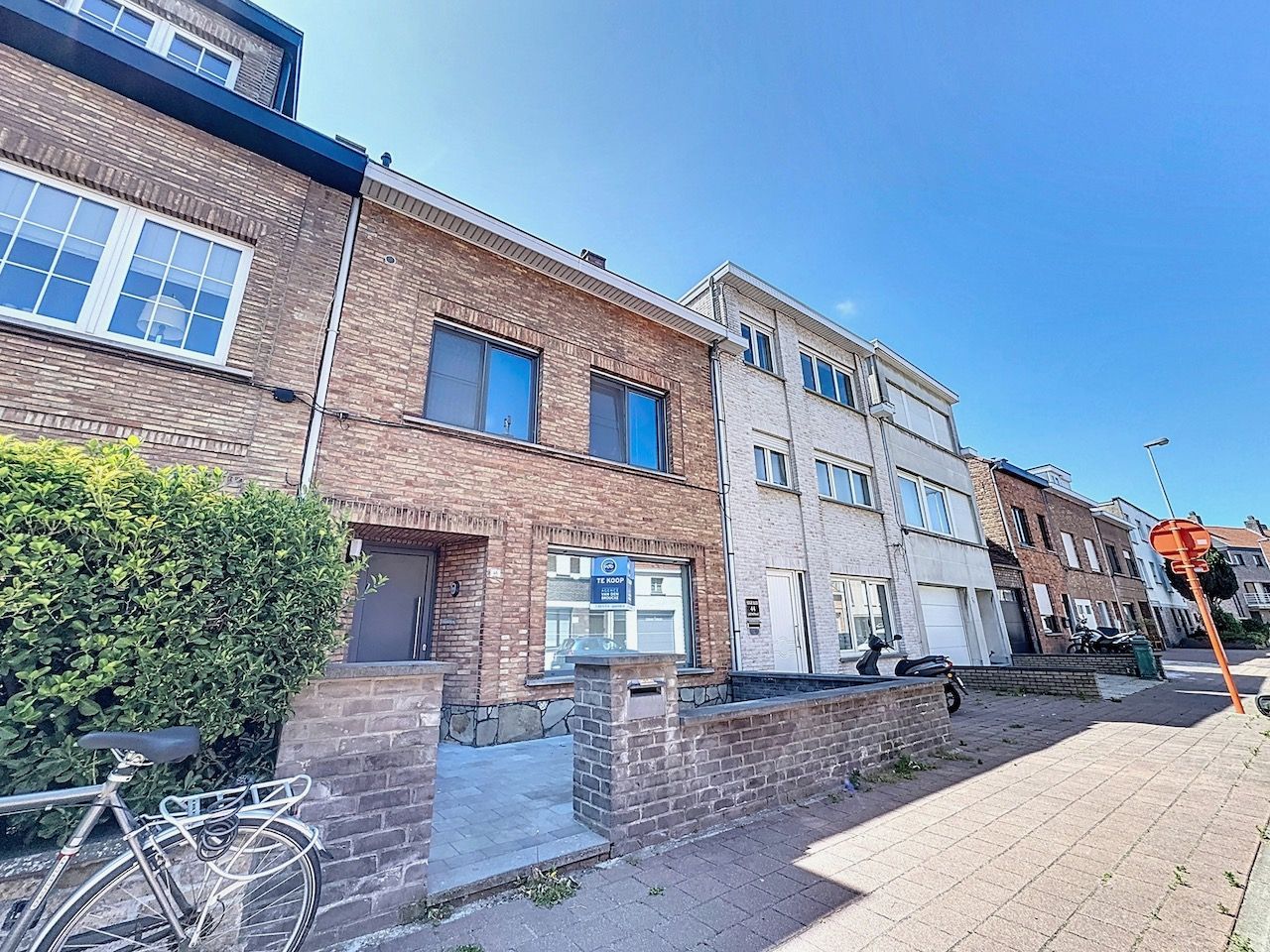 Volledig gerenoveerde gezinswoning met vijf slaapkamers te Heist aan Zee foto 32