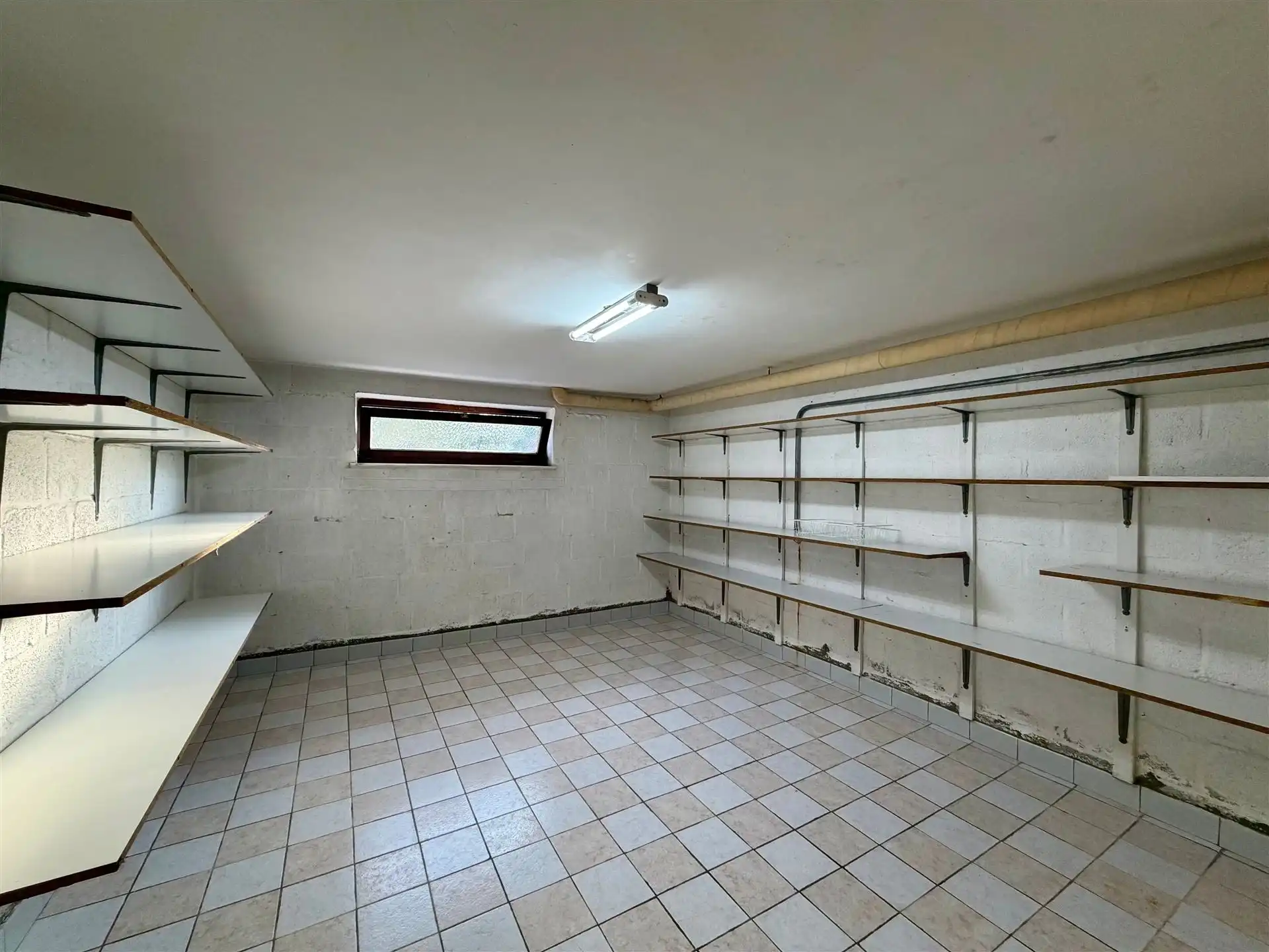 Ruime gezinswoning met 5 slaapkamers foto 23