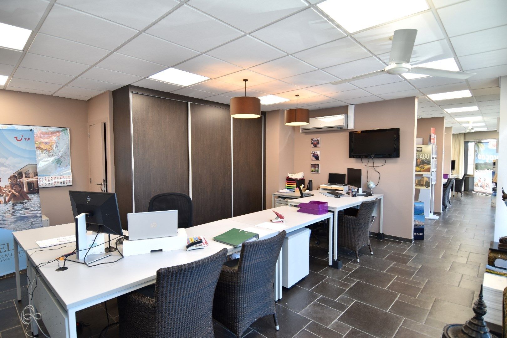 Commercieel pand geschikt voor gelijkvloers wonen, te koop in Gullegem foto 10