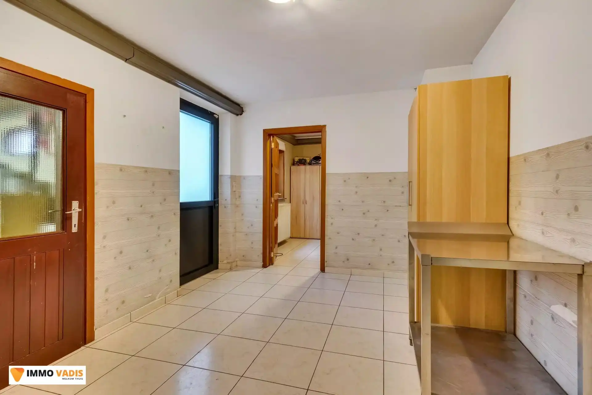 commercieel pand met woning/ investeringsvastgoed Bilzen foto 6