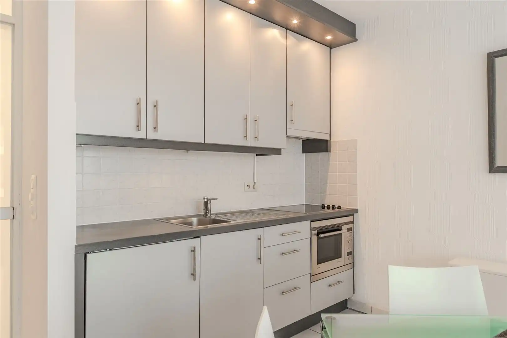 Centraal gelegen studio in centrum Middelkerke foto 8