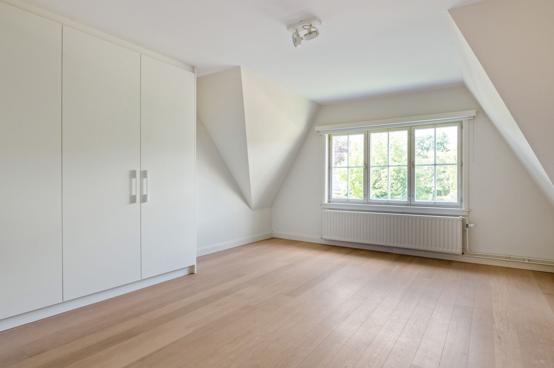 Ruime klassieke villa met zuid-tuin op toplocatie ! foto 26