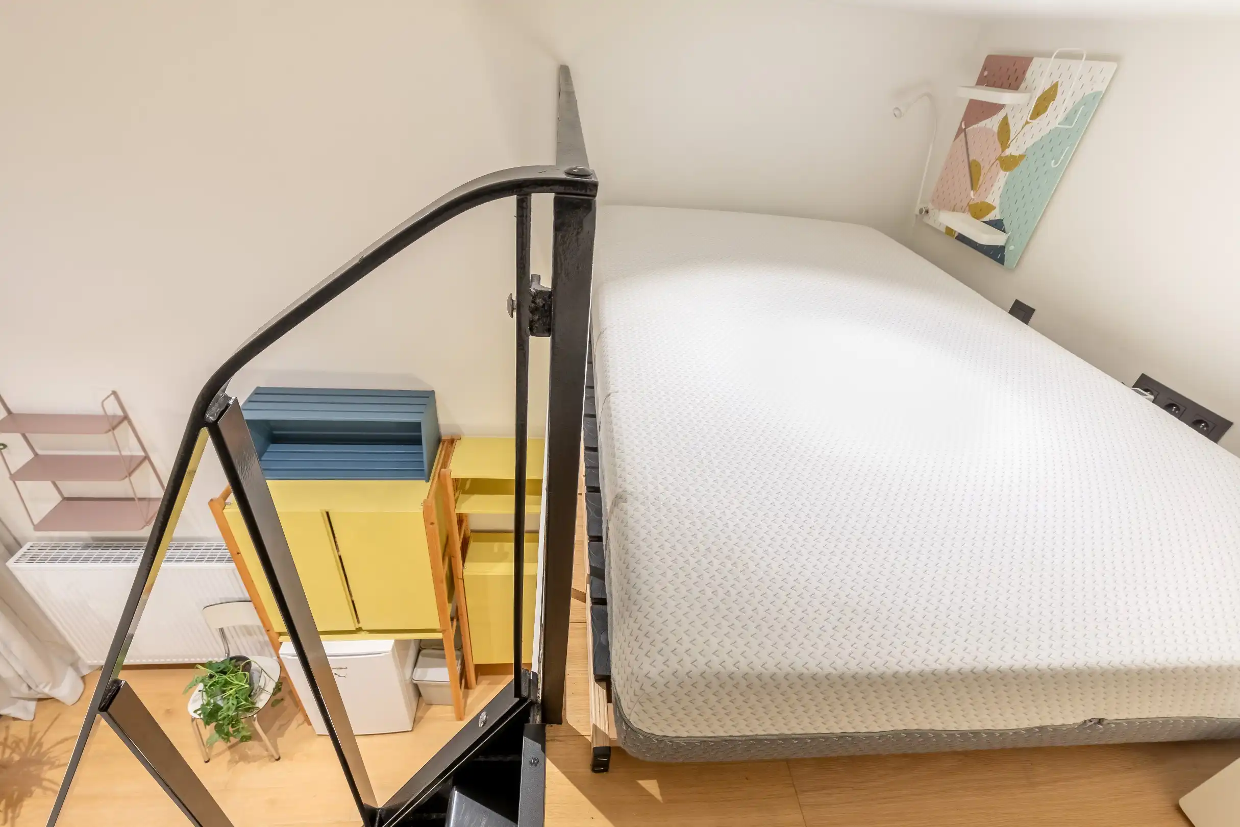 Studentenkamer met eigen sanitair op toplocatie! foto 9