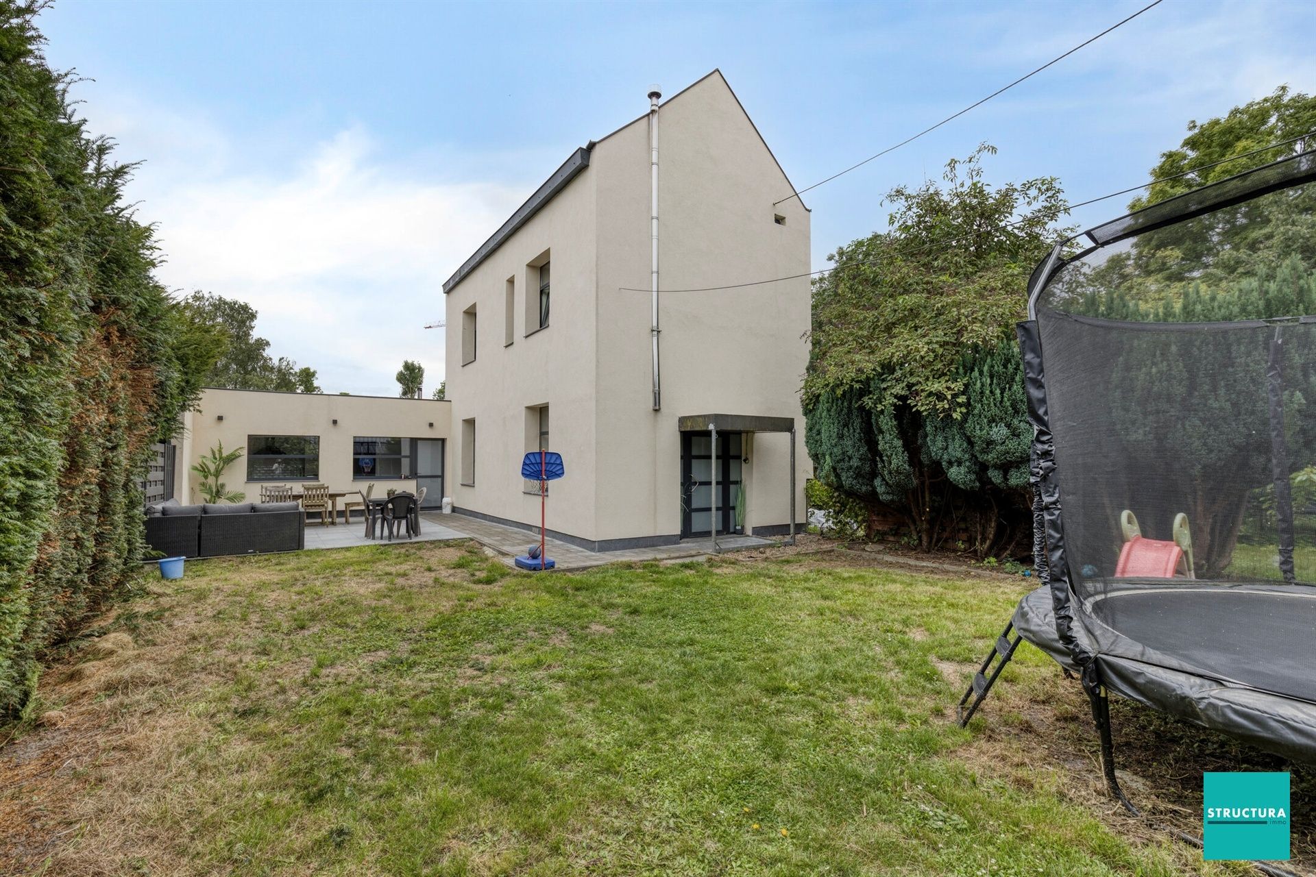 Hoofdfoto van de publicatie: Rustig gelegen woning met 3 kamers in centrum