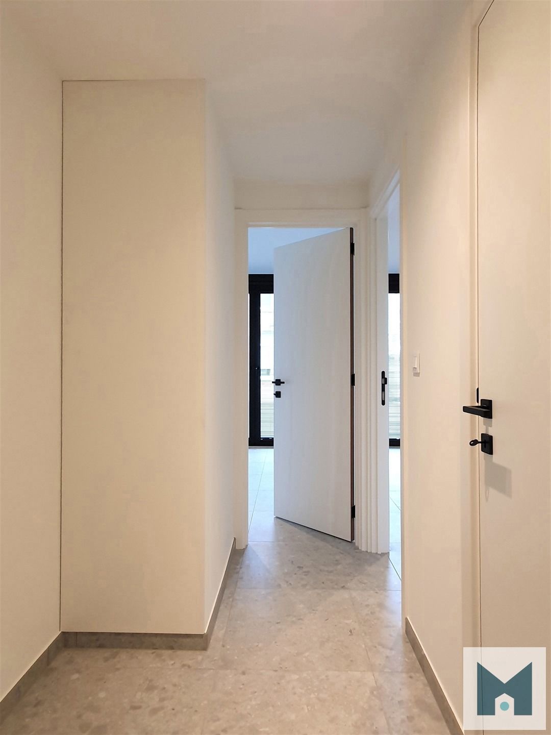 Prachtig lichtrijk nieuwbouwappartement met 2 slaapkamers! foto 12