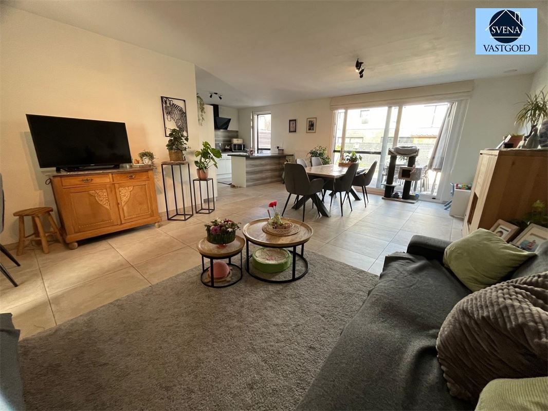 ZEER RECENTEWONINGEN MET 3 SLAAPKAMERS foto 3