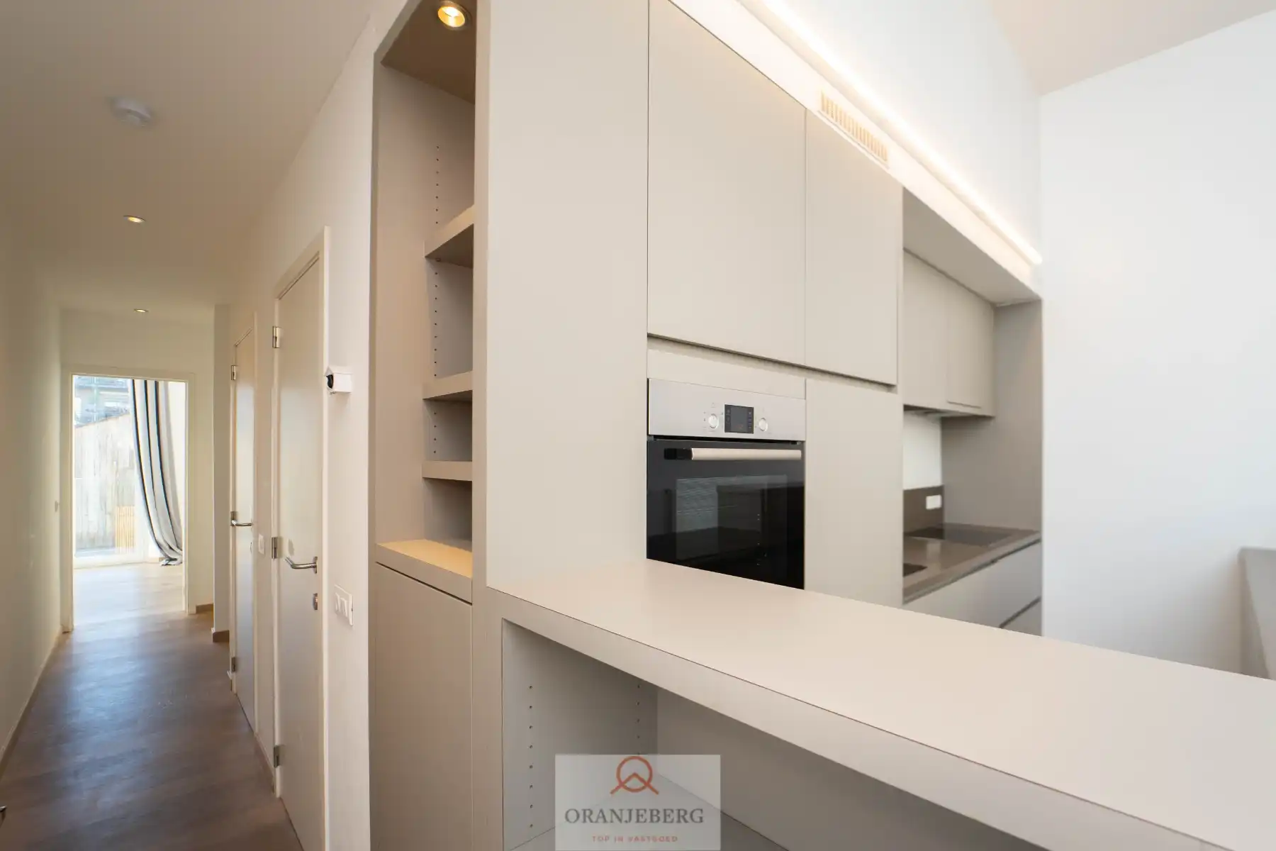 Luxueus ruim twee-slaapkamer appartement in Herenhuis - centrum Gent foto 13