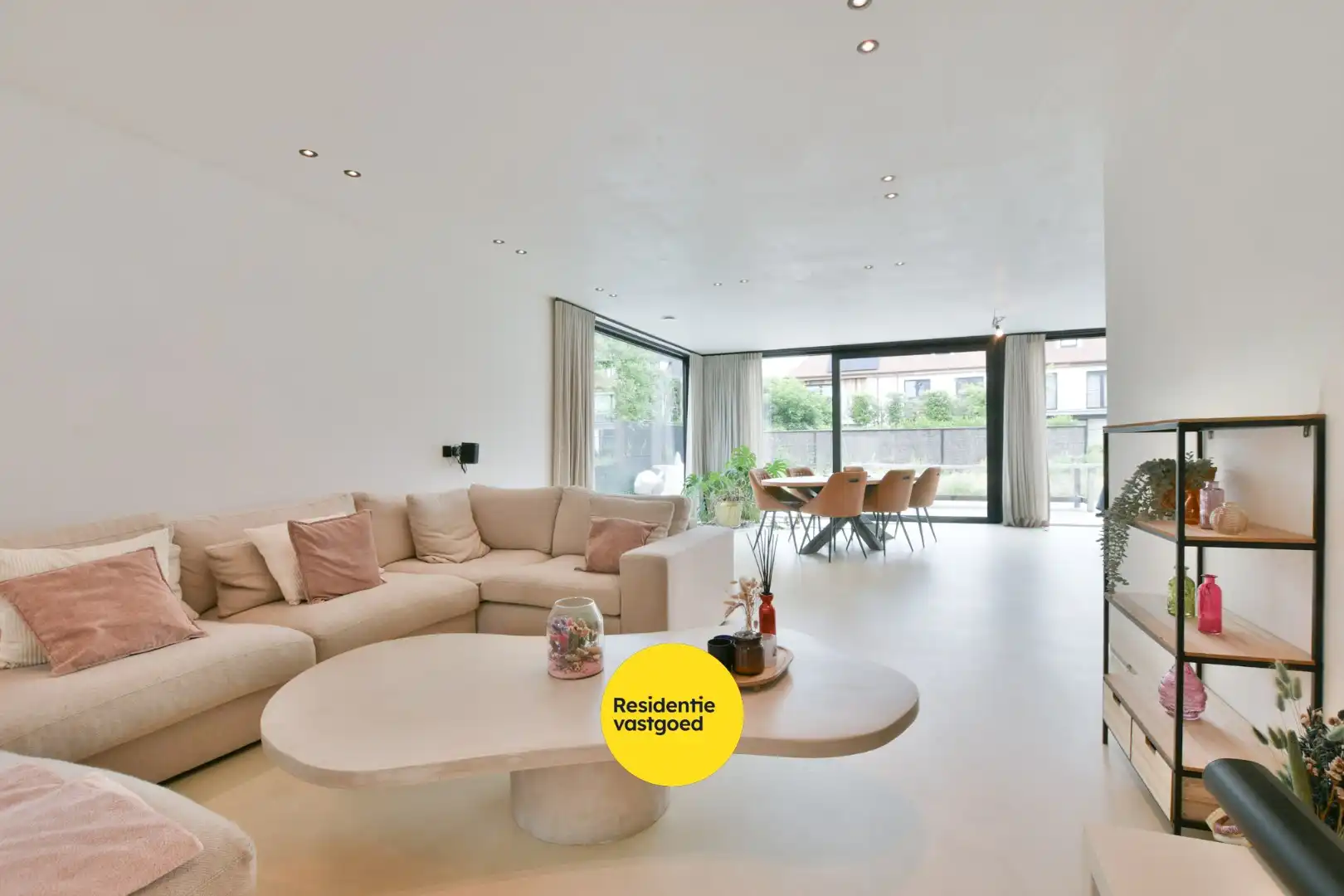 Exclusieve koppelvilla van 348 m² met 6 slaapkamers in rustige woonwijk foto 8