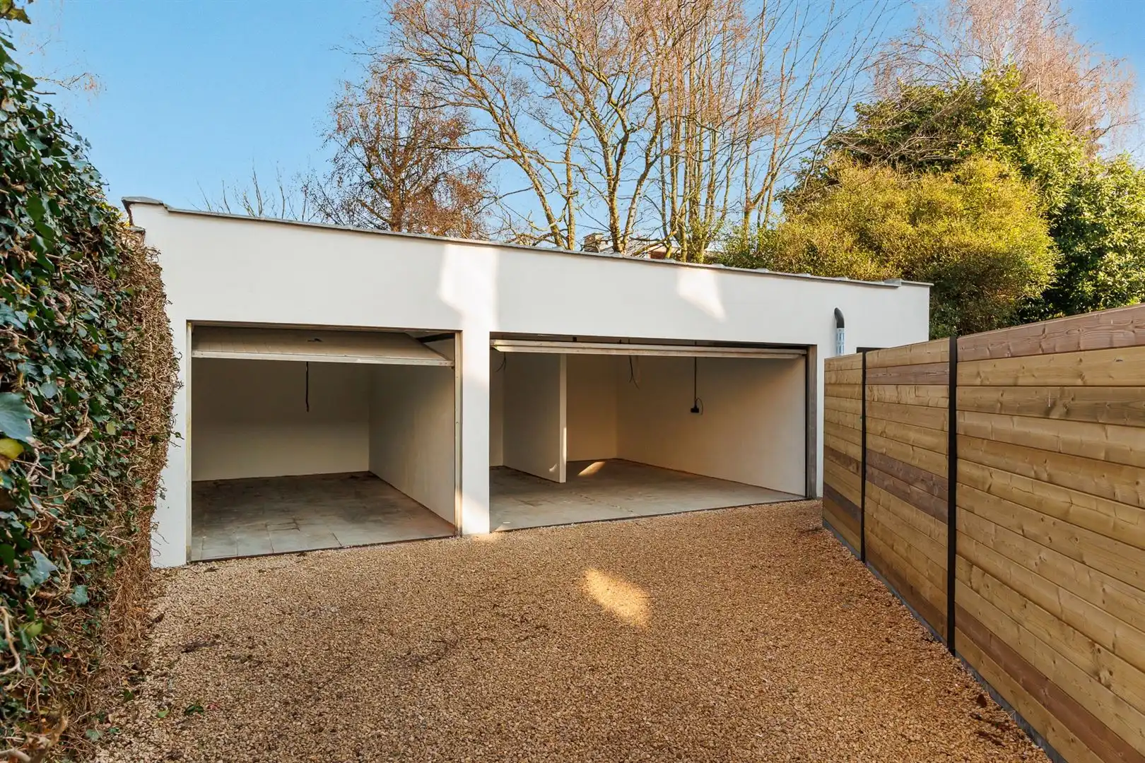 Gerenoveerd appartement met tuin en fietsenberging foto 19