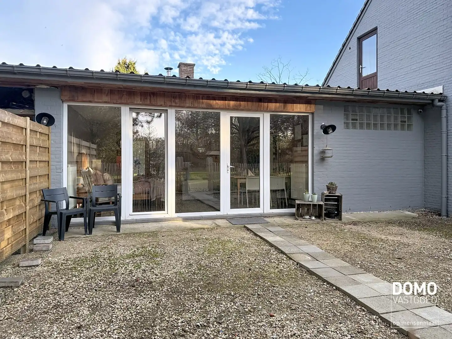 VOLLEDIG GEMEUBELDE 1 SLAAPKAMER STUDIO TE HASSELT (Stokrooie) foto 17