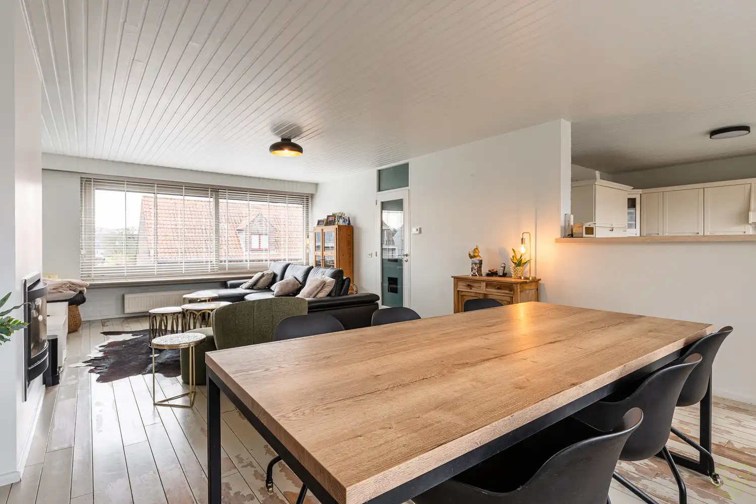 Ruime handelswoning te koop in de Noordstraat te Maldegem foto 3