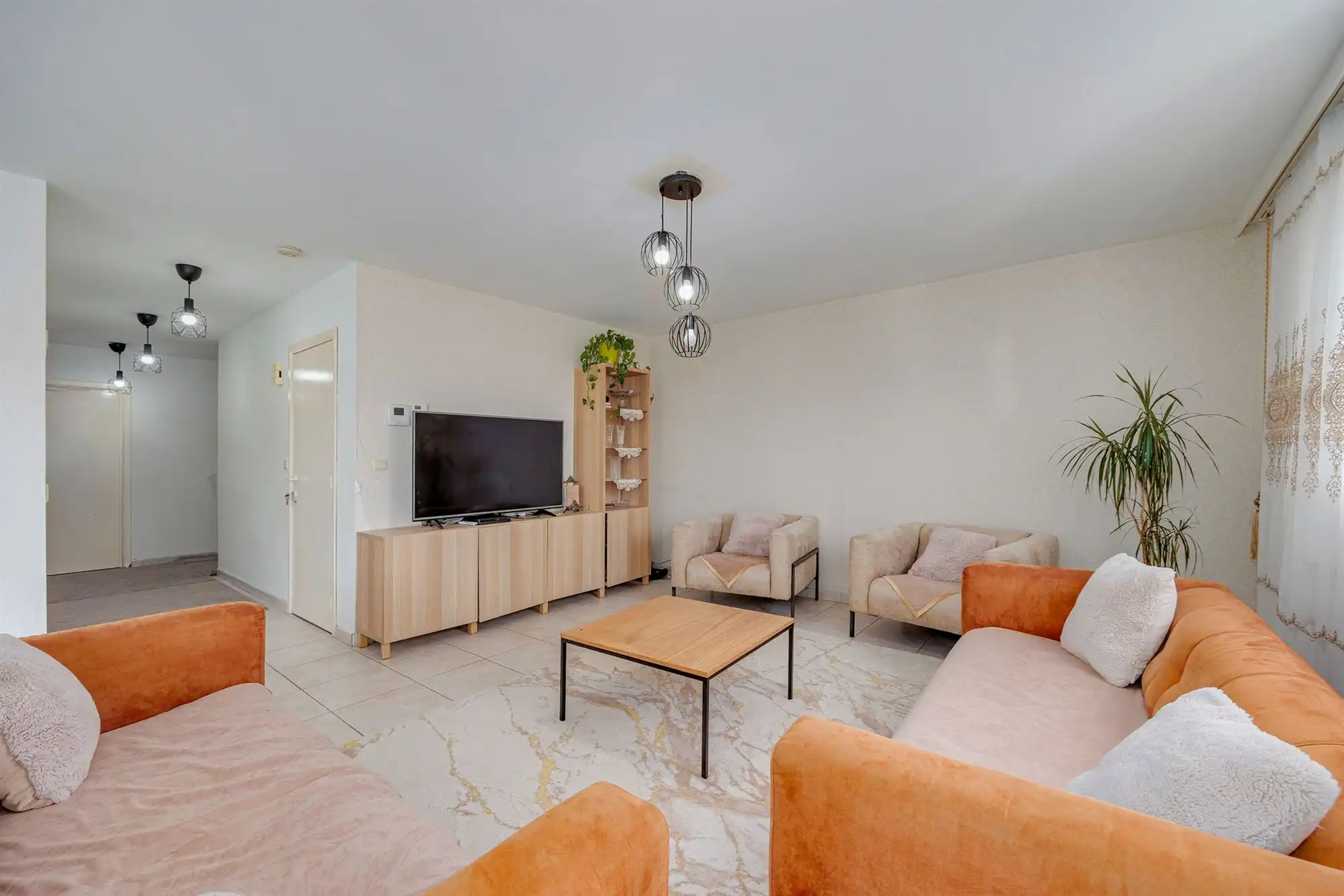 Ruim3-slpk appartement met terras en P foto 4