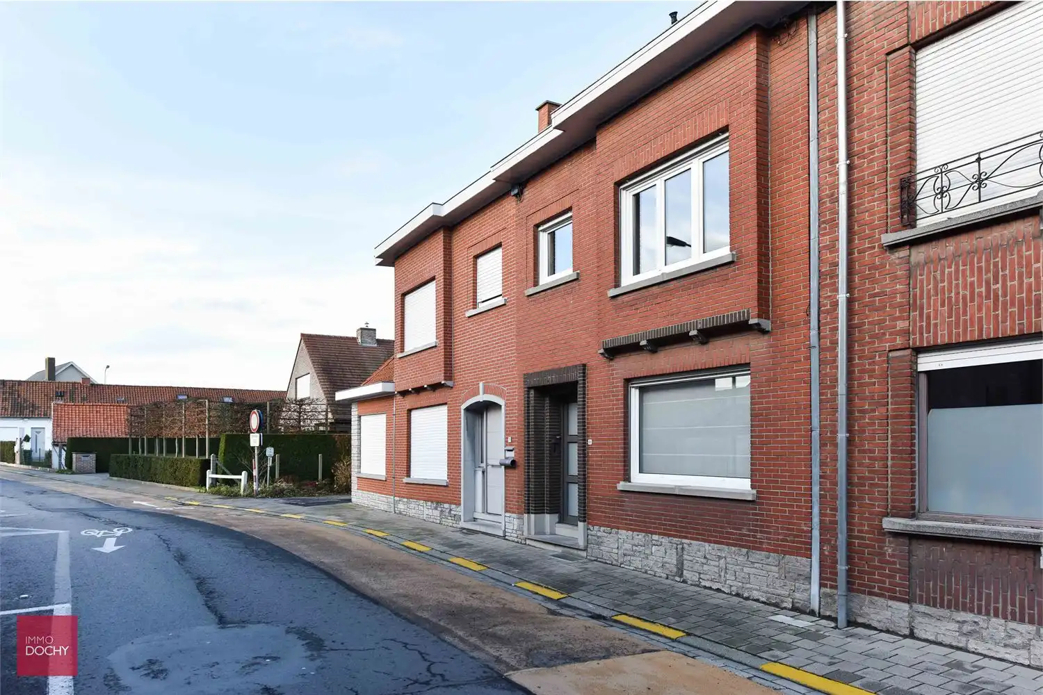 Vernieuwde en instapklare ruime woning centrum | Leiestraat foto 2