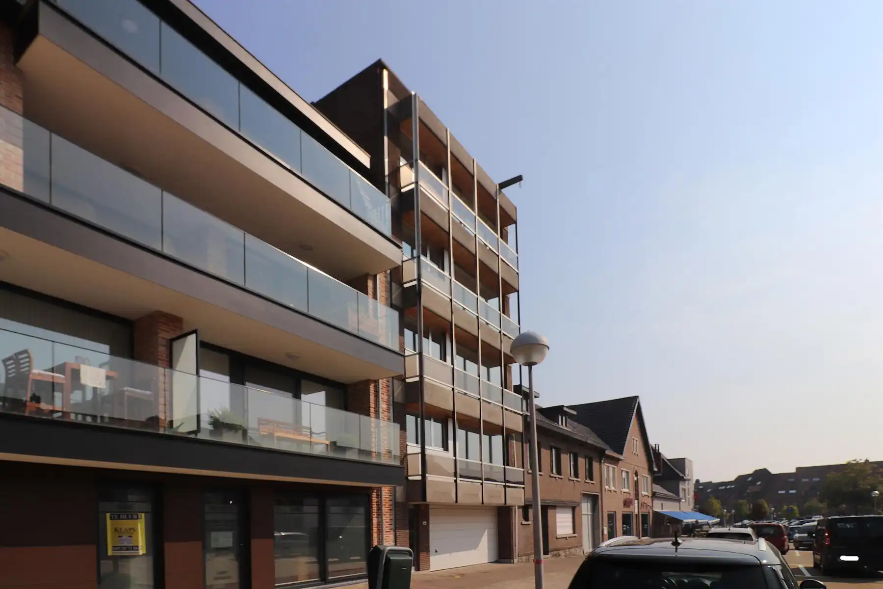 Ruim appartement met 3 slaapkamers in hart van Bree.  foto 12