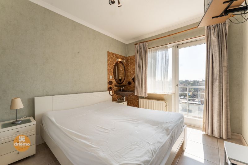 APPARTEMENT MET DRIE SLAAPKAMERS OP DE ZEEDIJK foto 8