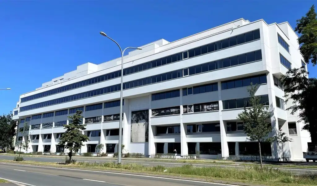 Kantoor te huur Desguinlei 100 -/P - 2018 Antwerpen