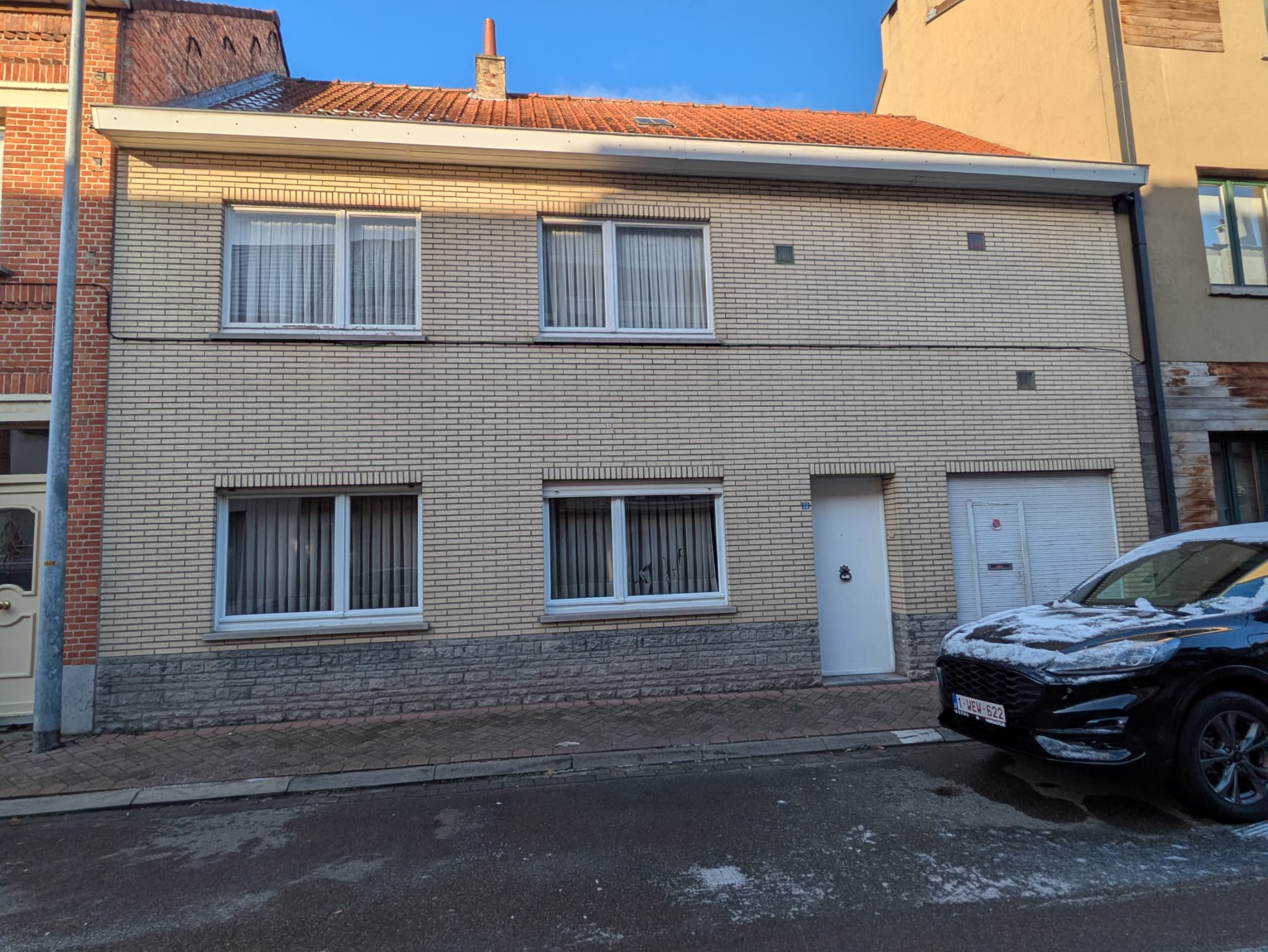 Hoofdfoto van de publicatie: Te koop - Renovatiewoning