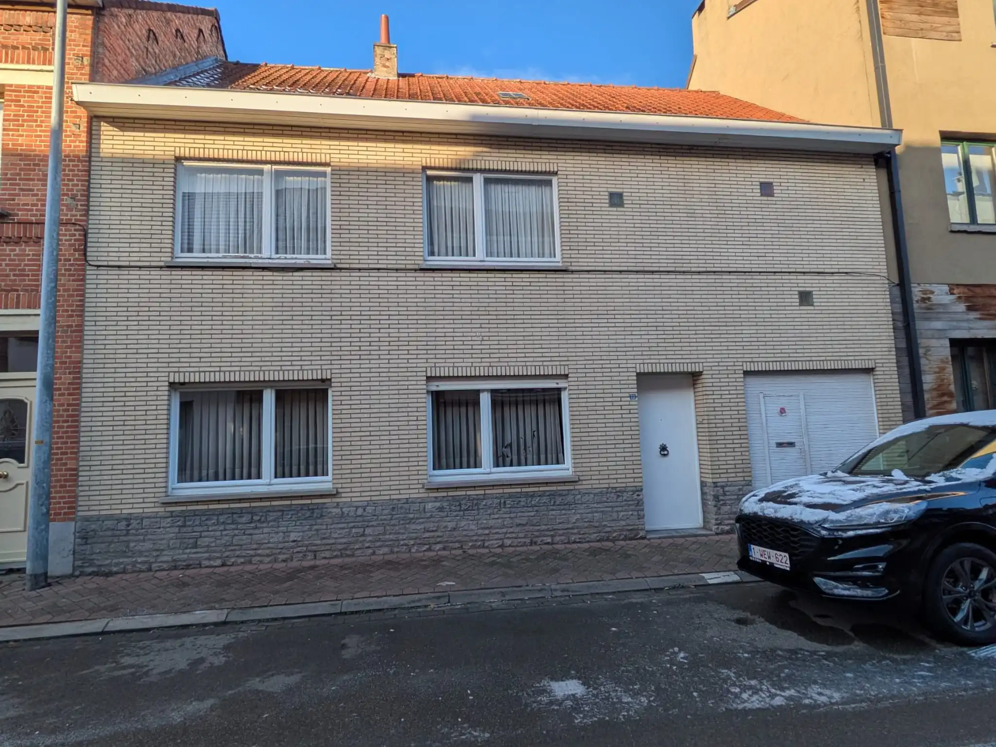 Hoofdfoto van de publicatie: Te koop - Renovatiewoning