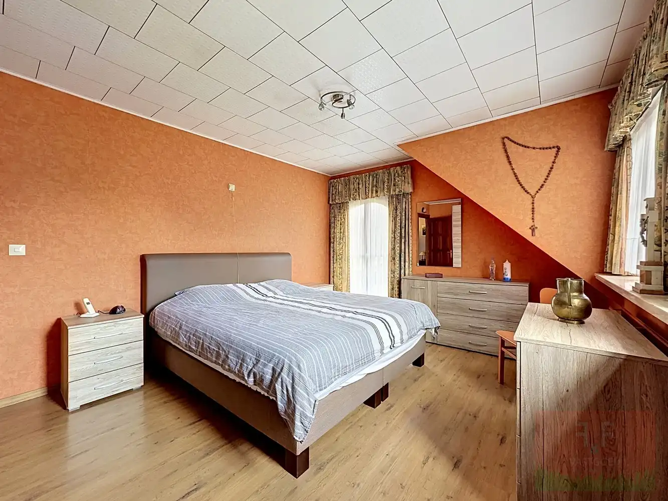Instapklare halfopen eengezinswoning met 3 slaapkamers te Herzele foto 12