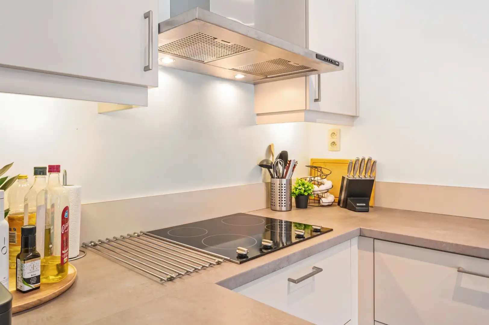 GLV-appartement Brasschaat met zonnige tuin en garage foto 11
