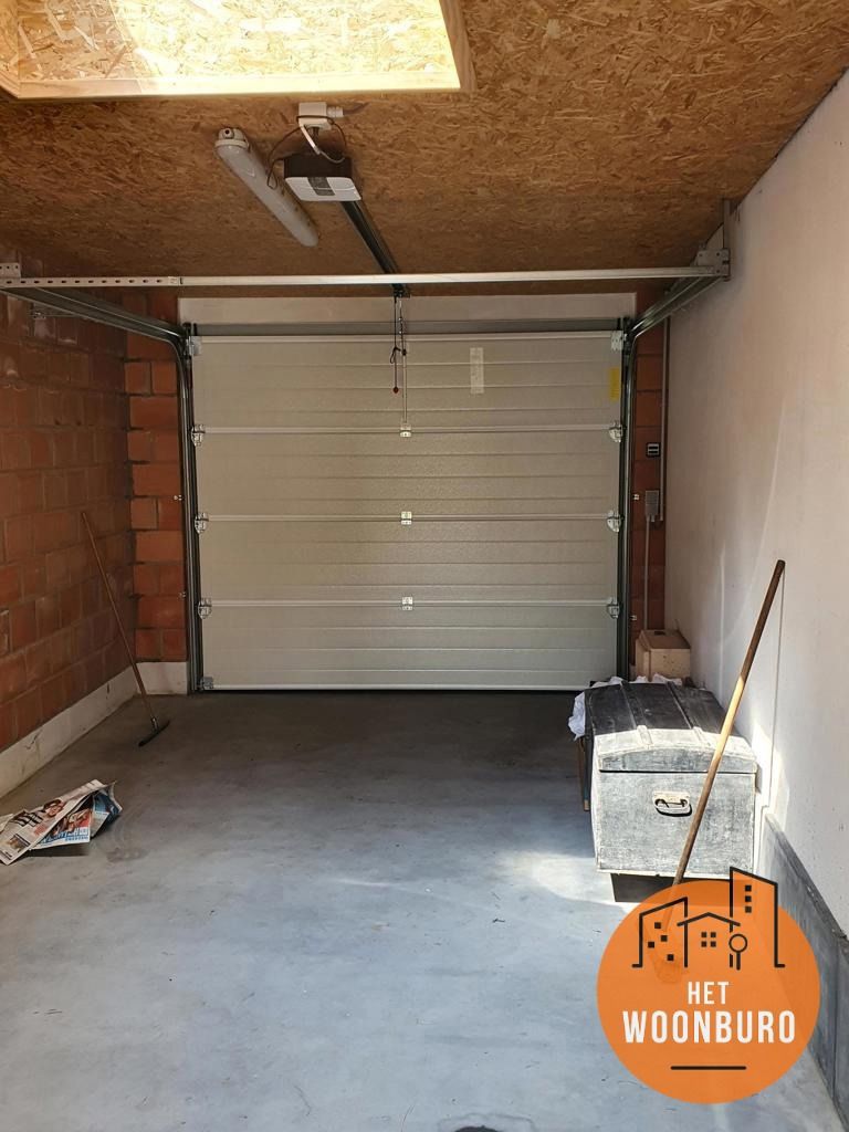 Woning HOB met garage en tuin foto 25