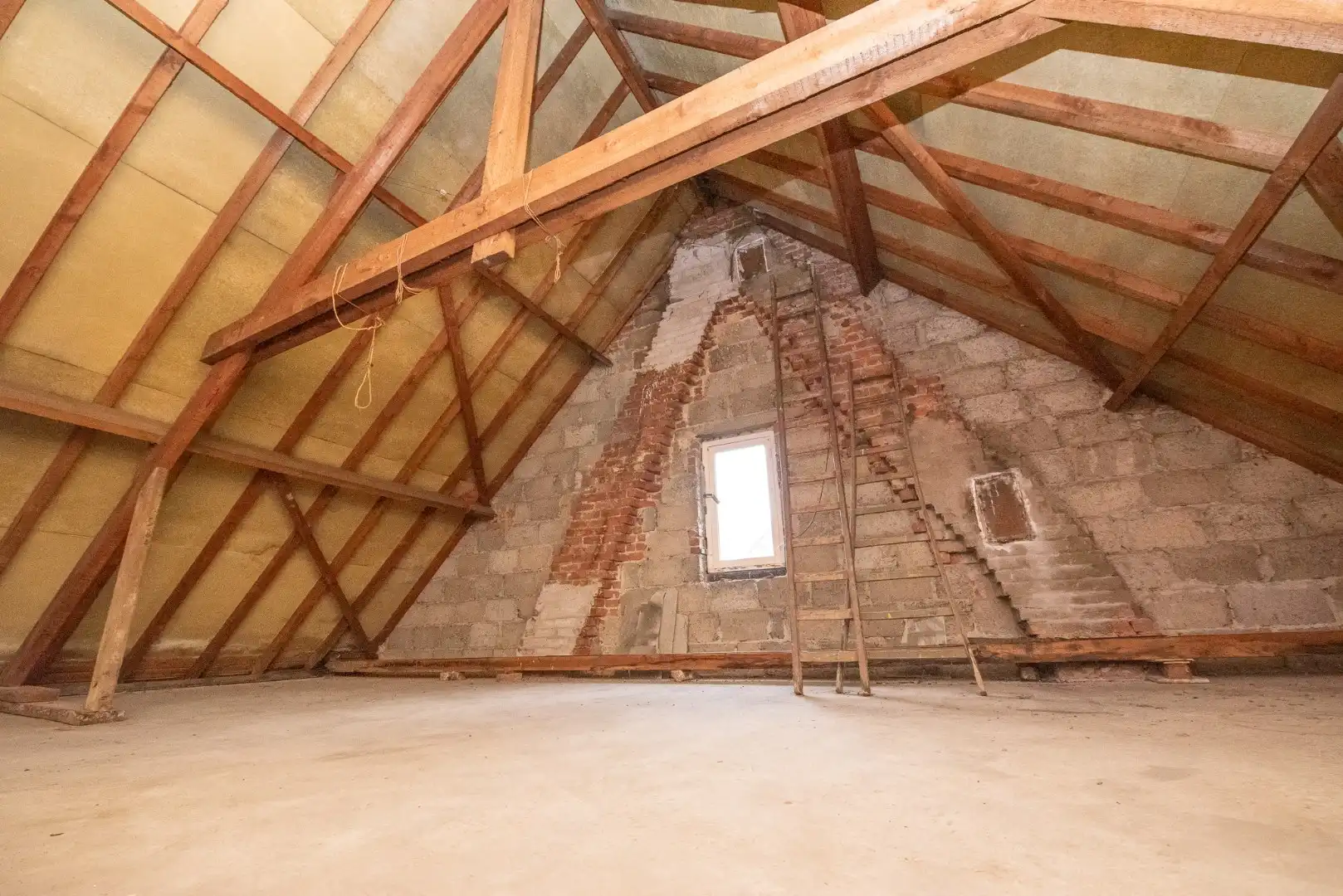 Te koop in Waregem – Halfopen bebouwing met renovatiepotentieel! foto 12