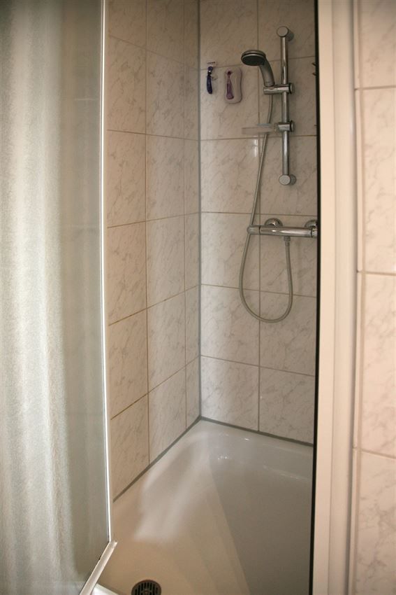 Gelijkvloers appartement met 1 slpk. en autostaanplaats foto 16