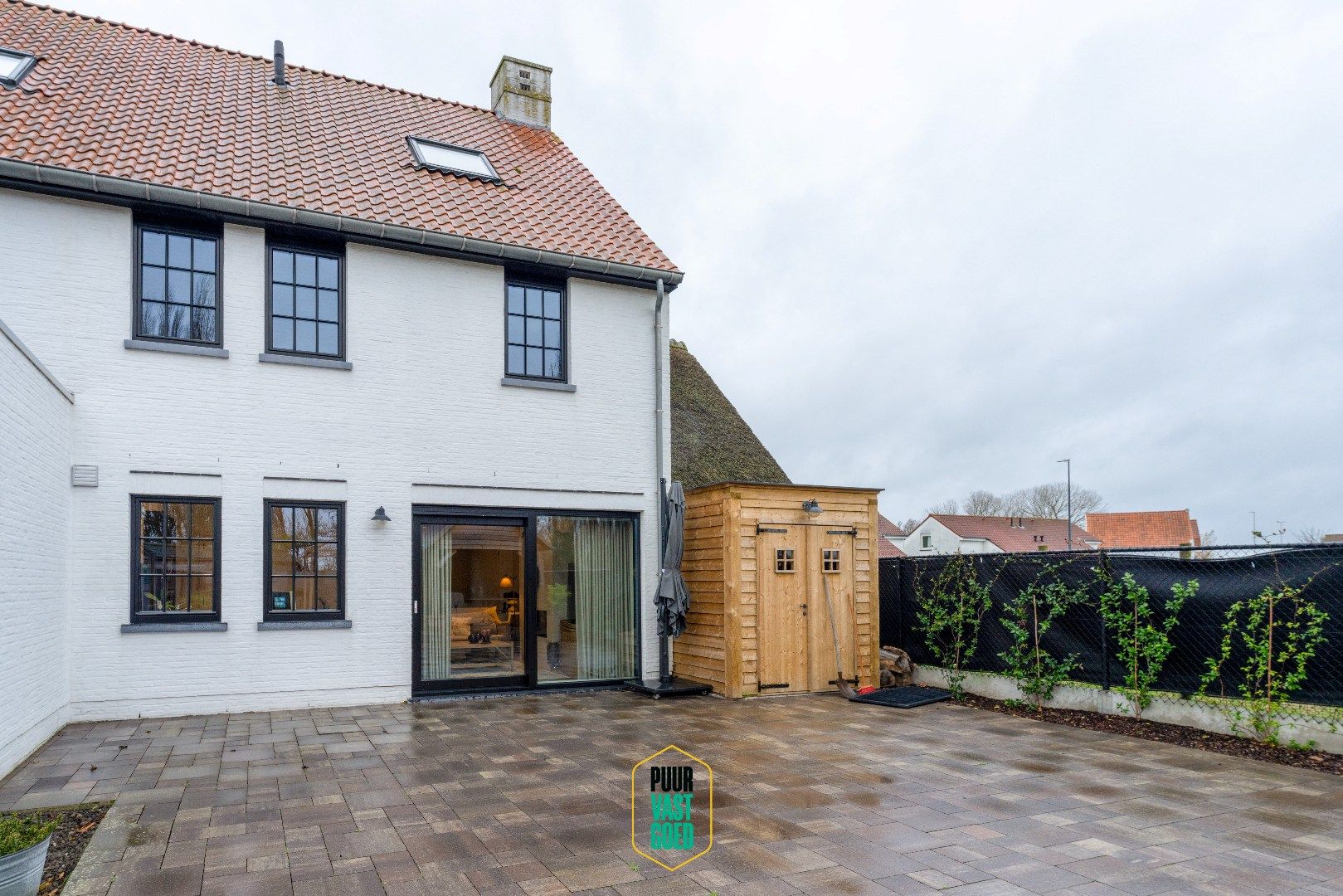 Recente, perfect afgewerkte, halfopen ruime Knokse Villa  foto 22