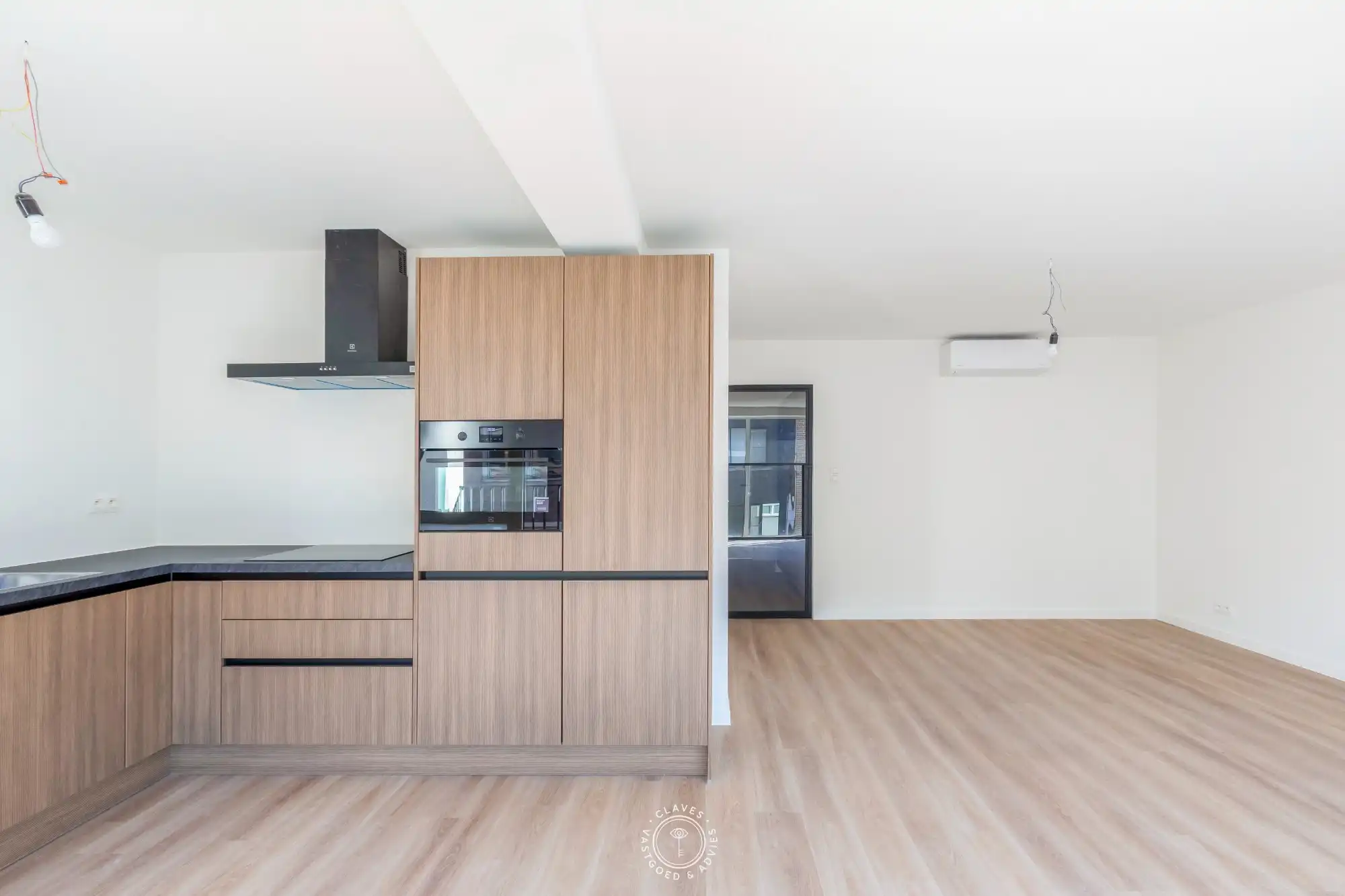 Volledig instap klaar appartement met autostaanplaats foto 3