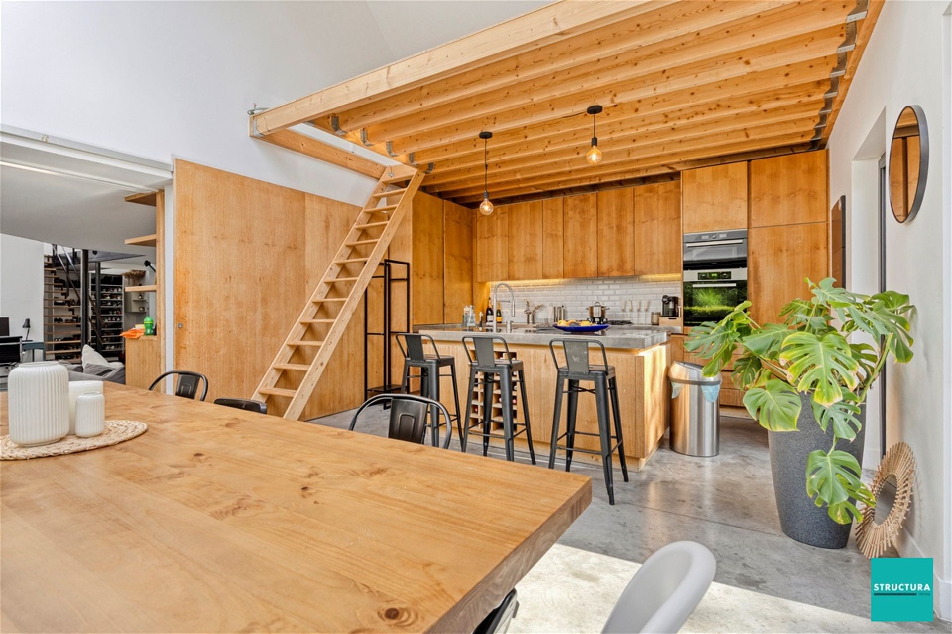 Riante, enorm karaktervolle woning met tuin op TOP-ligging! foto 12