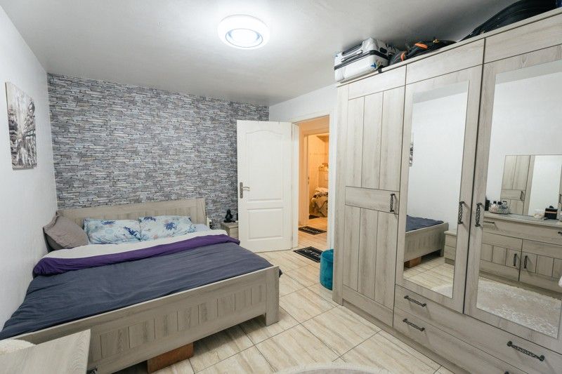 Praktische en instapklare 2-slaapkamerappartement met terras in hartje Beringen-Mijn foto 28