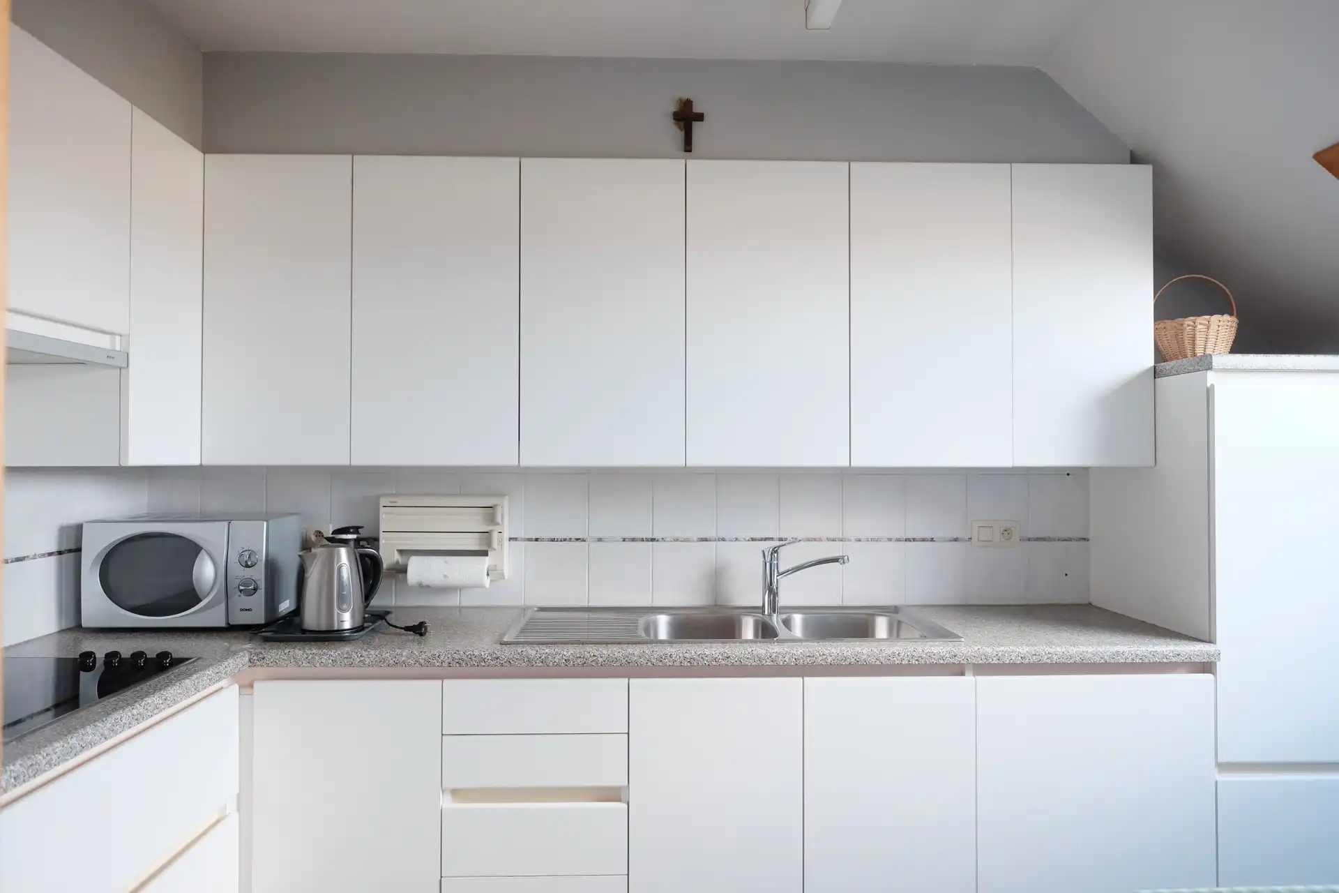Ruim dakappartement met 2 grote slaapkamers, terras en garage – centrum Asper foto 7