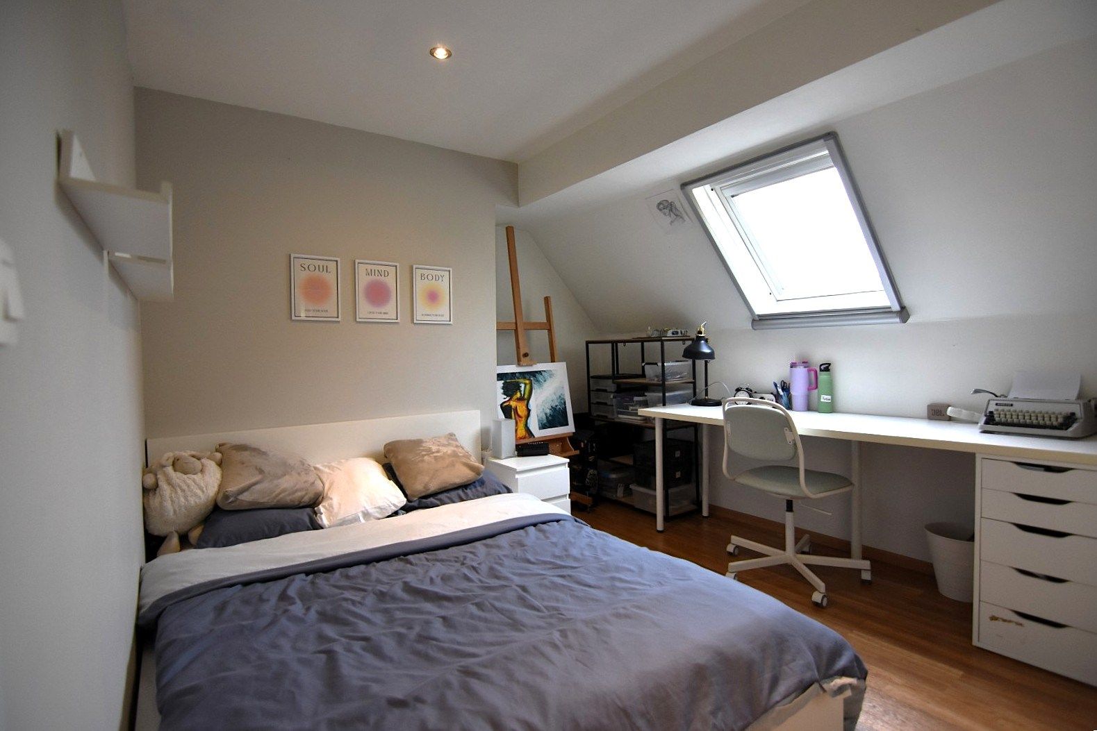 Gezellige rijwoning met diepe tuin in Moorslede foto 16