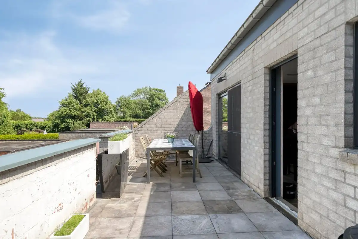 Gelijkvloers appartement op uitstekende ligging in Humbeek met tuin en parkeermogelijkheden foto 24