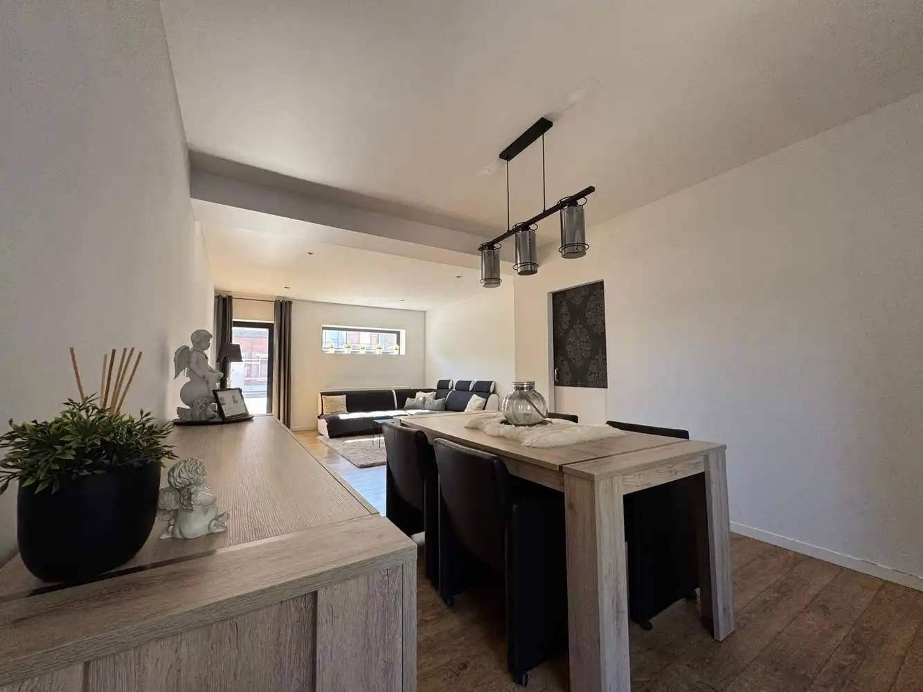 Gerenoveerde woning foto 4