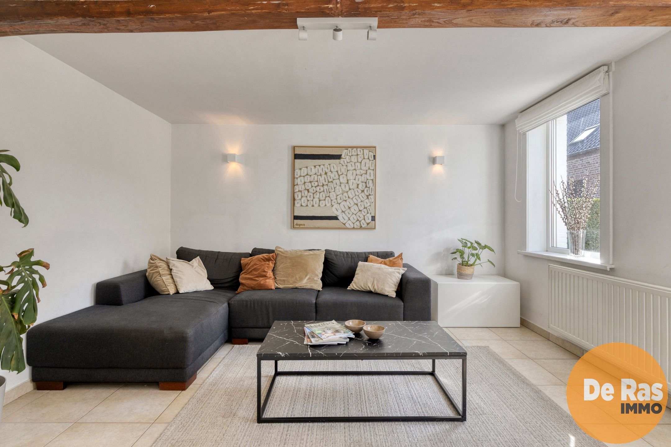 BURST - Instapklare woning met bijgebouw en ruime tuin foto 5